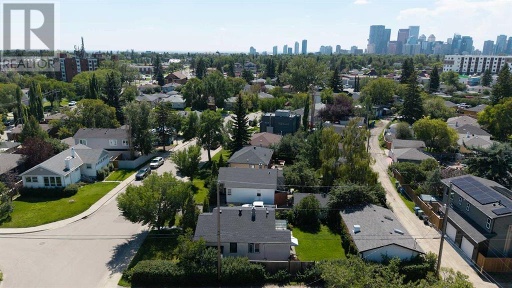 Single Family House Bungalow for Sale in  Mountview Crescent NE Winston Heights/Mountview Calgary 