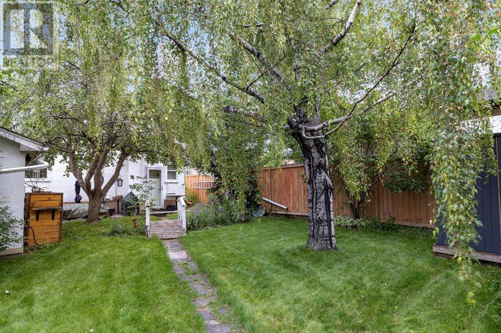 Single Family House Bungalow for Sale in  Mountview Crescent NE Winston Heights/Mountview Calgary 