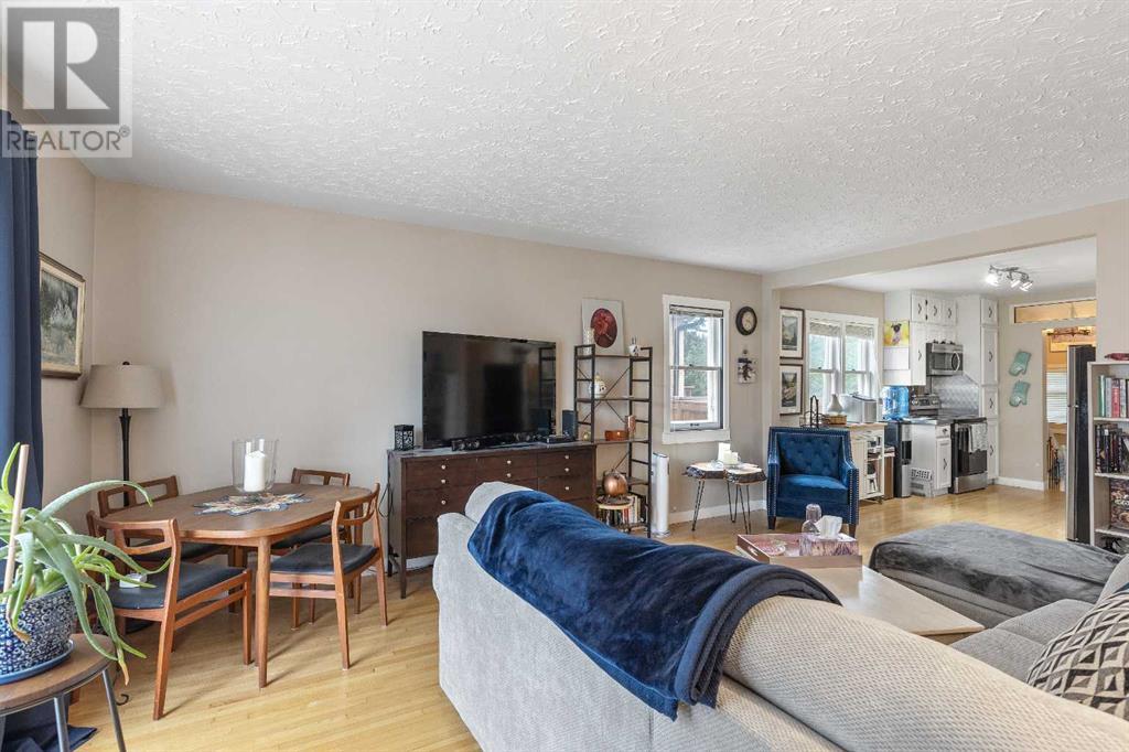 Single Family House Bungalow for Sale in  Mountview Crescent NE Winston Heights/Mountview Calgary 