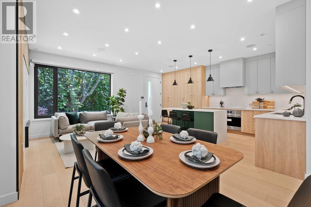 Photo 2 of 1 2936 W 12 Avenue, Vancouver BC