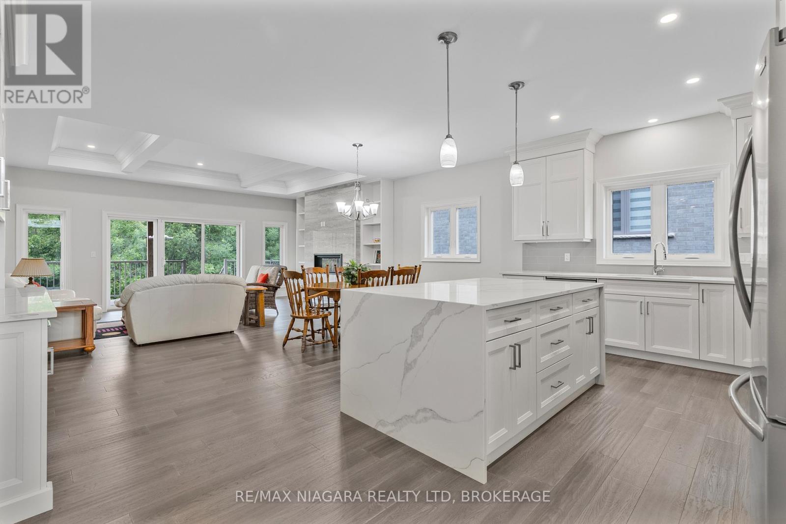 Photo 20 of 254 Lancaster Drive, Port Colborne ON