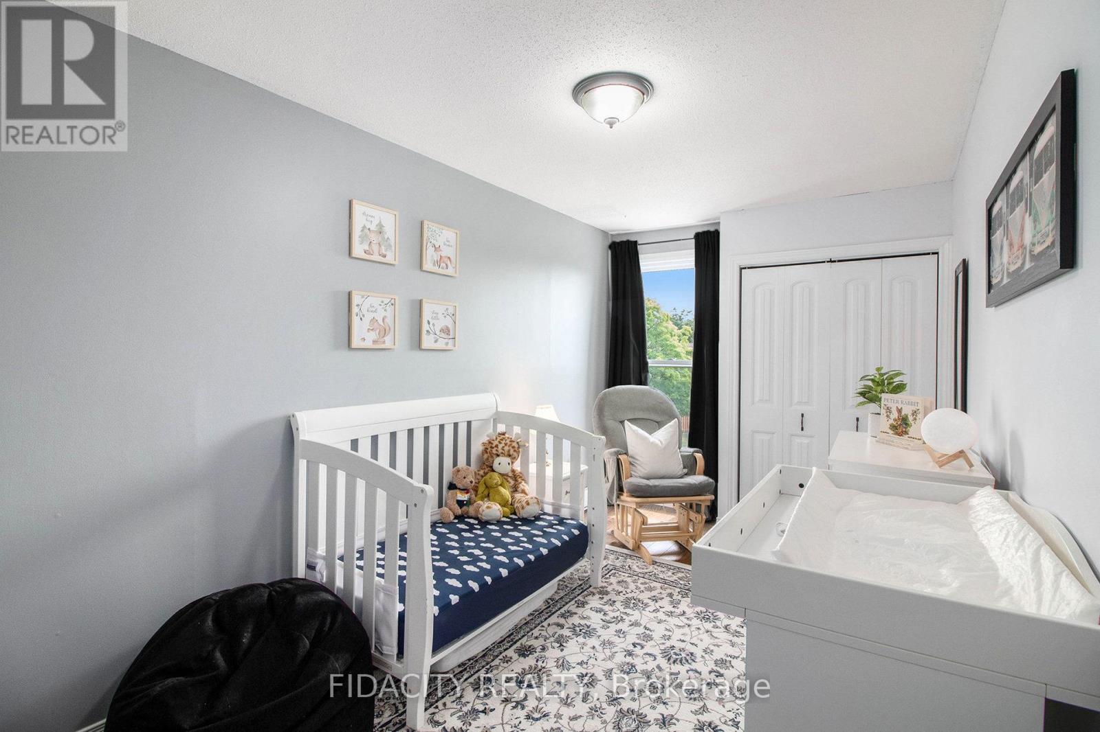Photo 15 of 180 825 Cahill Drive W, Ottawa ON