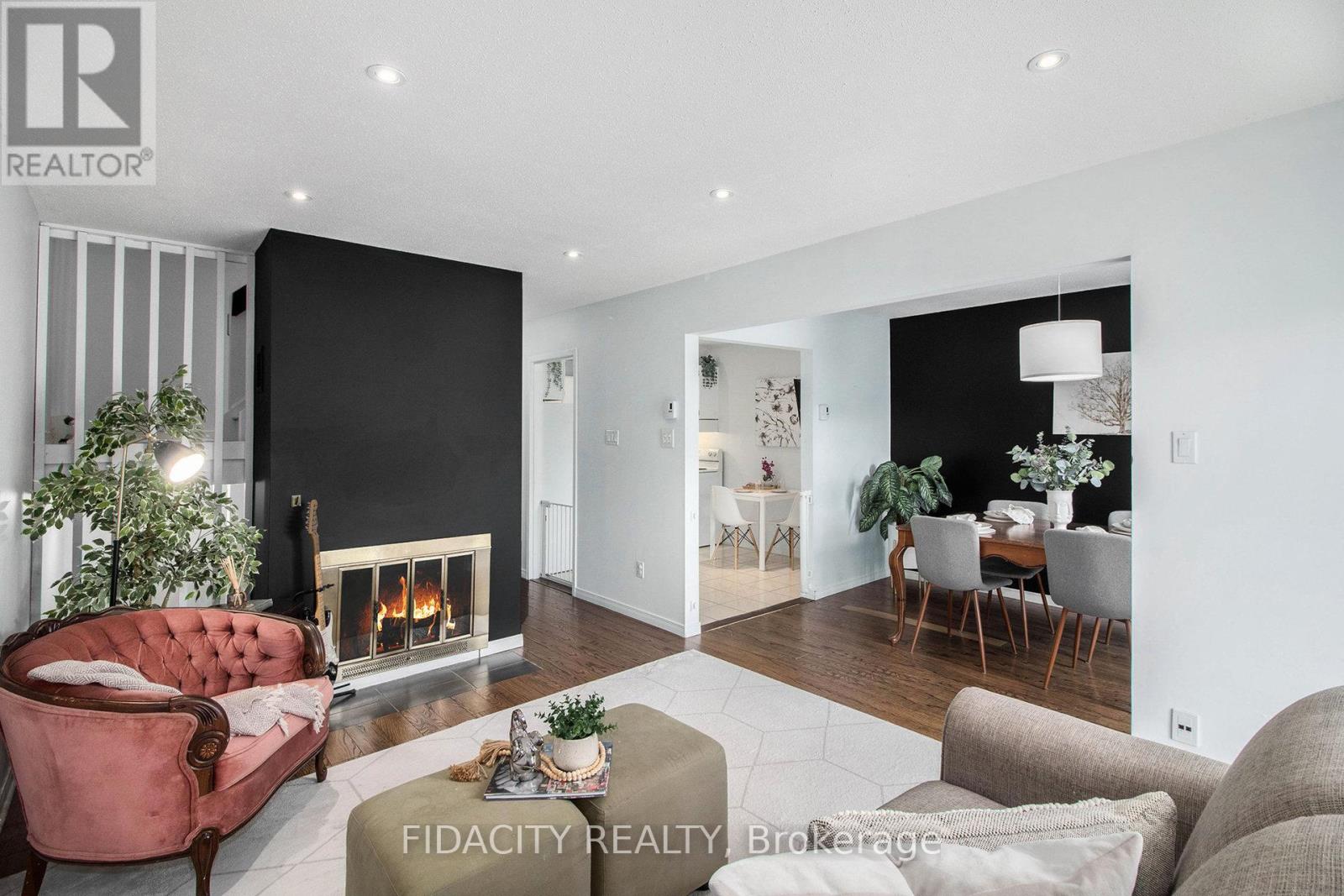 Photo 17 of 180 825 Cahill Drive W, Ottawa ON