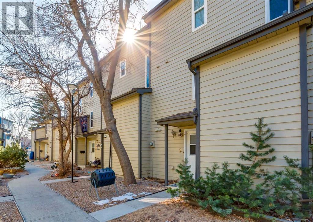 Single Family House for Sale in   Grier Place NE Greenview Calgary 