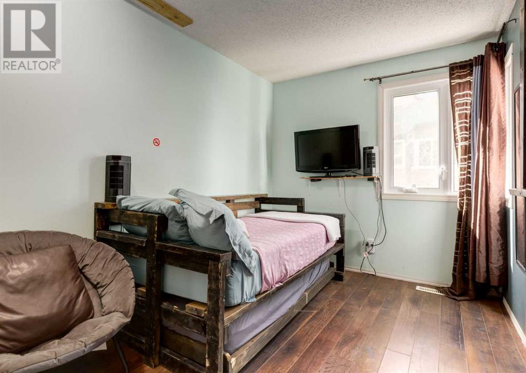 2, 97 Grier Place NE, Calgary, Alberta