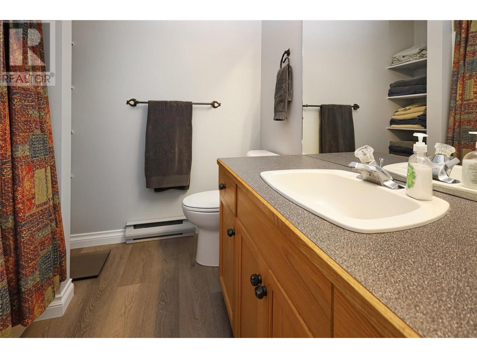 Photo 16 of 7595 Pioneer Avenue Unit 13, Radium Hot Springs BC