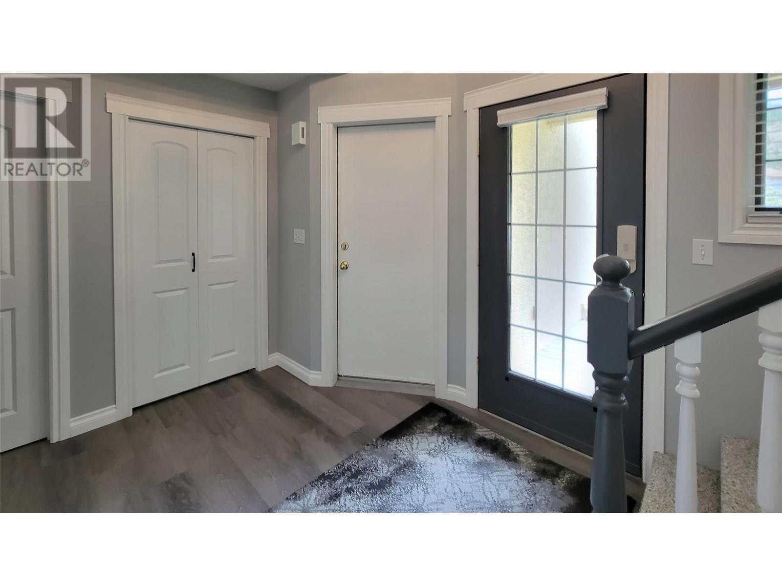 Photo 3 of 7595 Pioneer Avenue Unit 13, Radium Hot Springs BC