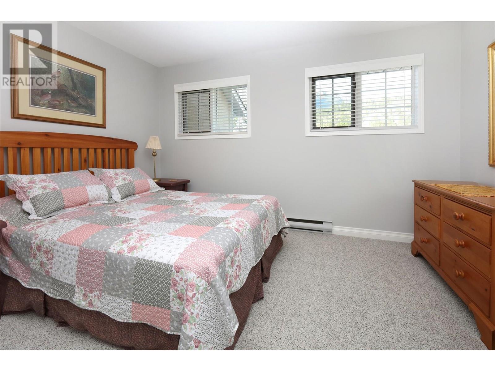 Photo 4 of 7595 Pioneer Avenue Unit 13, Radium Hot Springs BC