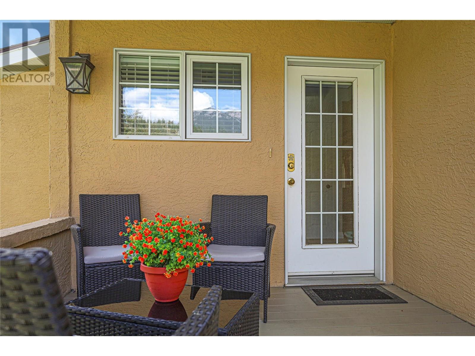 Photo 2 of 7595 Pioneer Avenue Unit 13, Radium Hot Springs BC