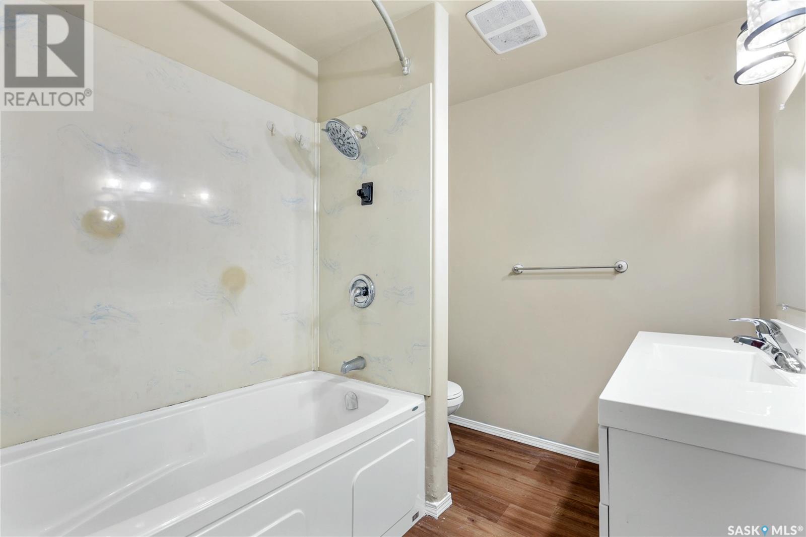 Single Family House for Sale in  MCTAVISH STREET Regina 