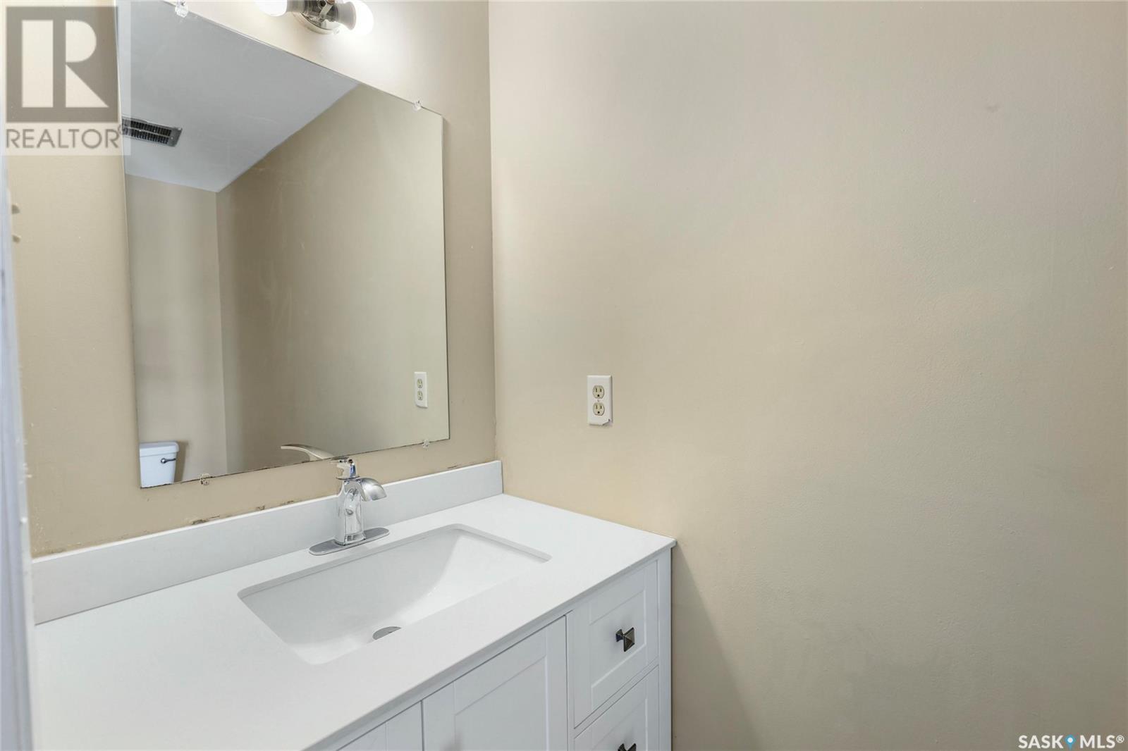 Single Family House for Sale in  MCTAVISH STREET Regina 