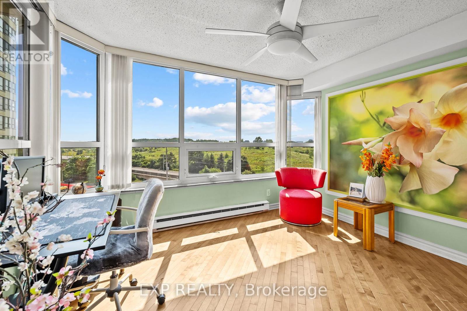 Photo 19 of 606 1500 Riverside Drive, Ottawa ON