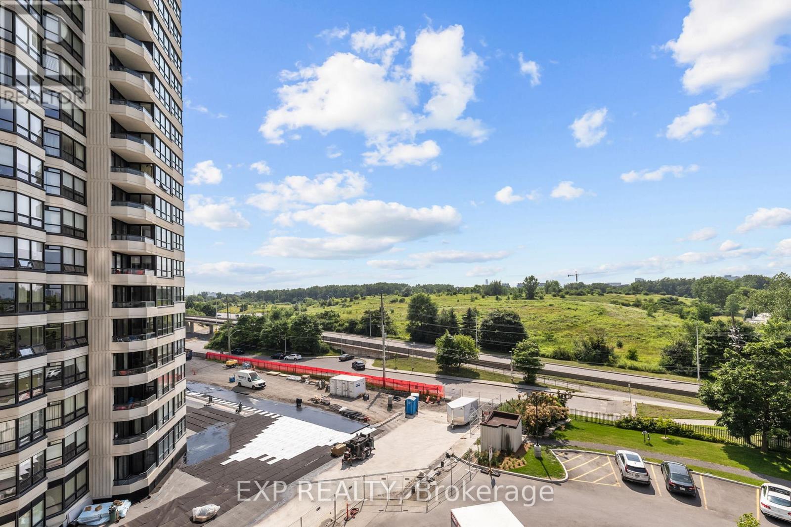 Photo 30 of 606 1500 Riverside Drive, Ottawa ON