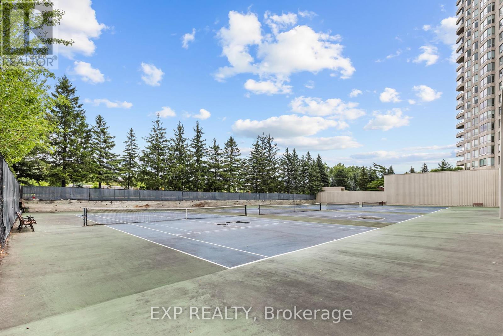 Photo 2 of 606 1500 Riverside Drive, Ottawa ON