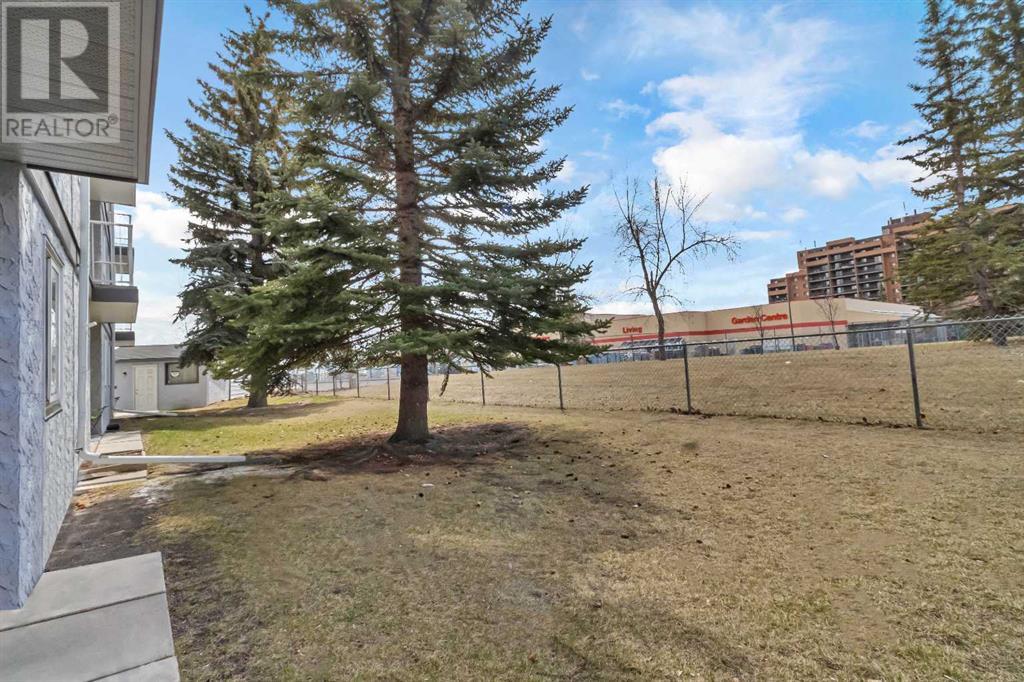 Single Family House for Sale in B  Dalton Drive NW Dalhousie Calgary 