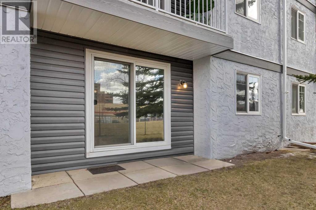Single Family House for Sale in B  Dalton Drive NW Dalhousie Calgary 