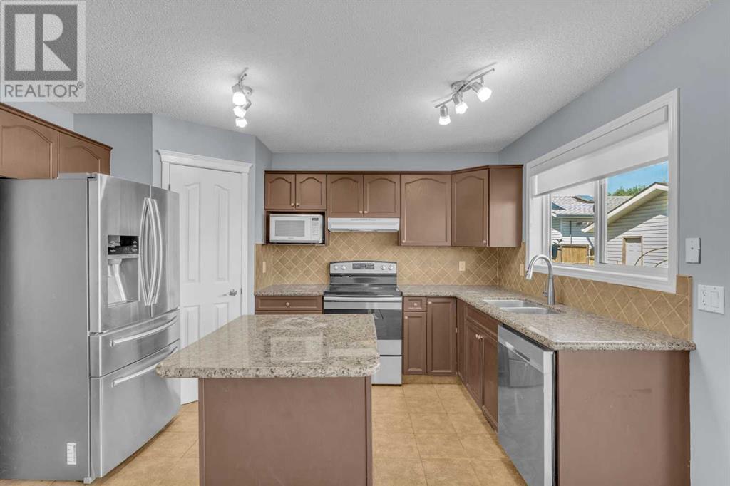 Single Family House for Sale in  Bridlewood Crescent SW Bridlewood Calgary 