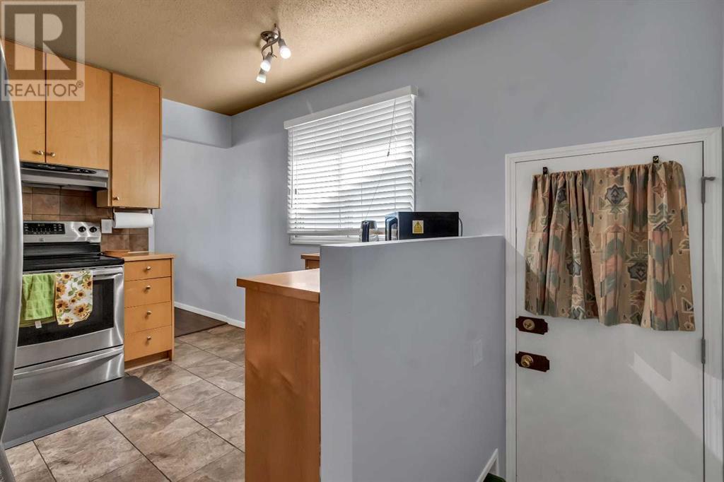 4040 Marbank Drive NE, Calgary, Alberta