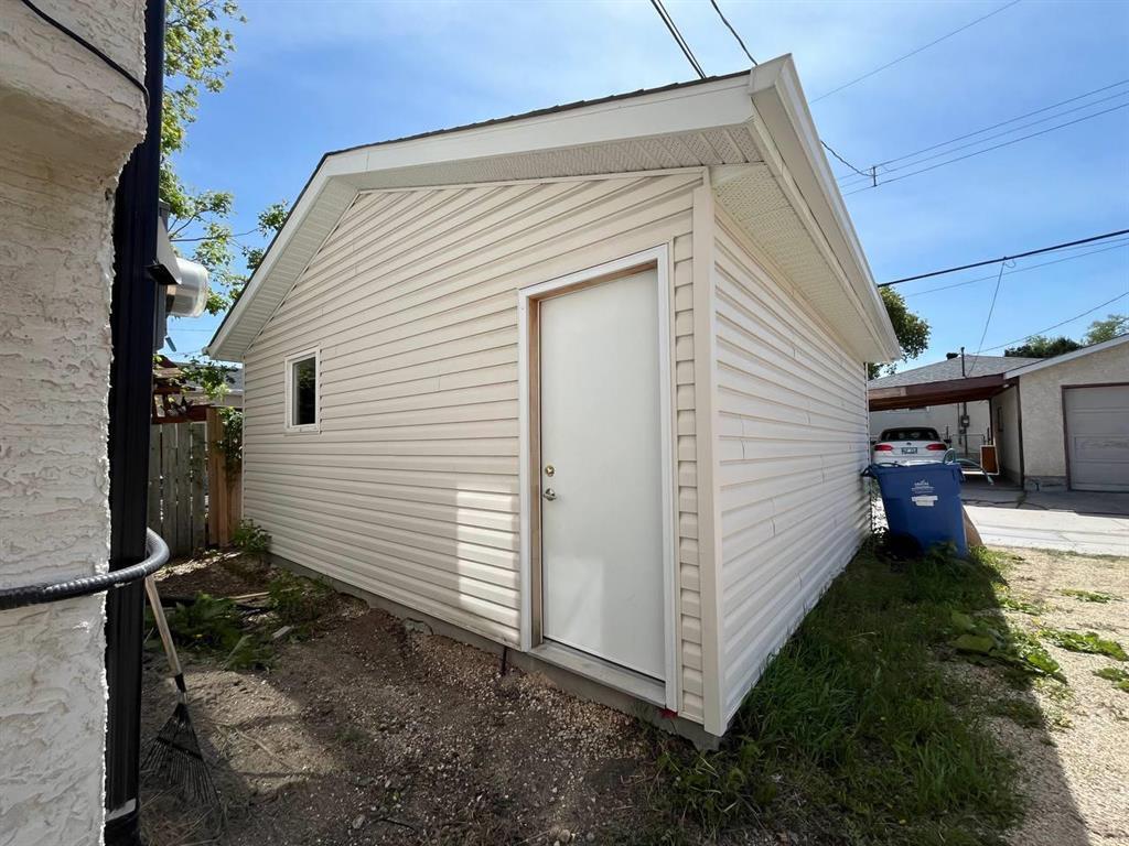 Photo 25 of 1814 Legion Avenue, Winnipeg MB