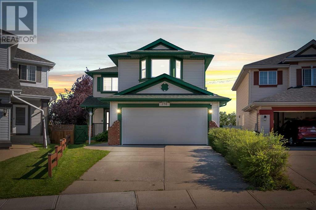 Single Family House for Sale in  Coventry Green NE Coventry Hills Calgary 