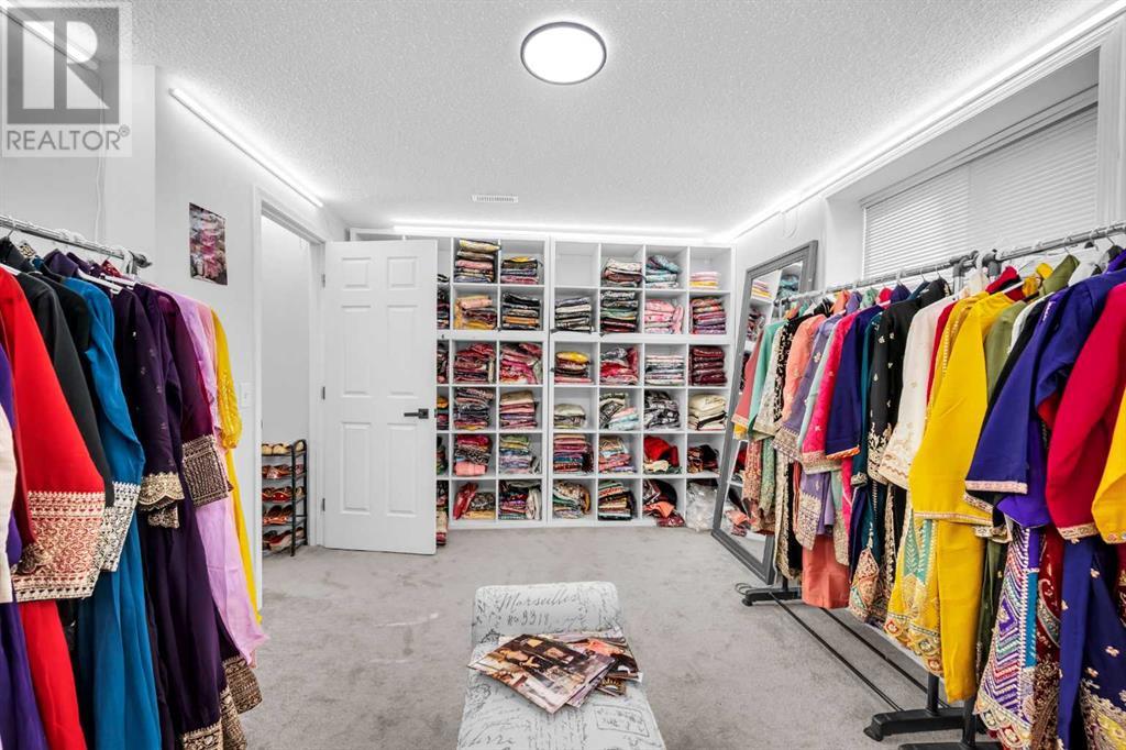 Single Family House for Sale in  Coventry Green NE Coventry Hills Calgary 