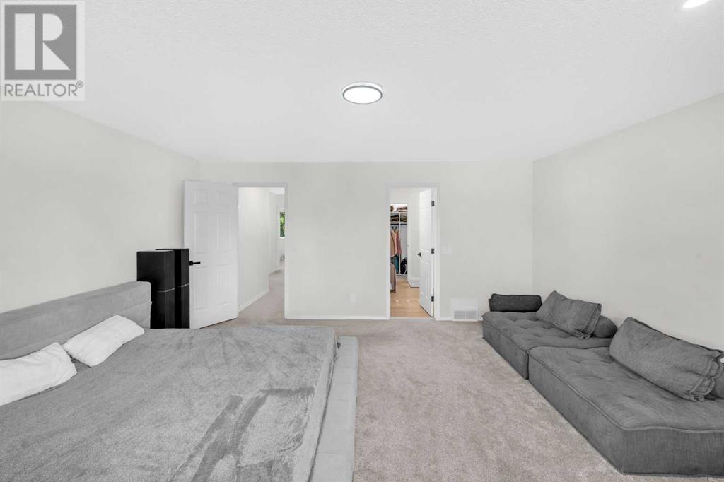 Single Family House for Sale in  Coventry Green NE Coventry Hills Calgary 