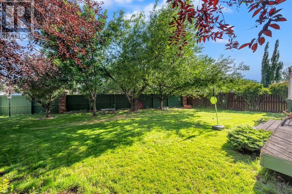 Single Family House for Sale in  Coventry Green NE Coventry Hills Calgary 