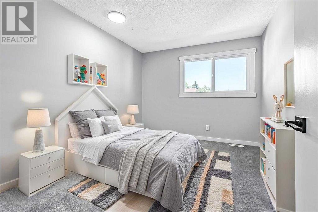 Single Family House for Sale in  Templehill Crescent NE Temple Calgary 