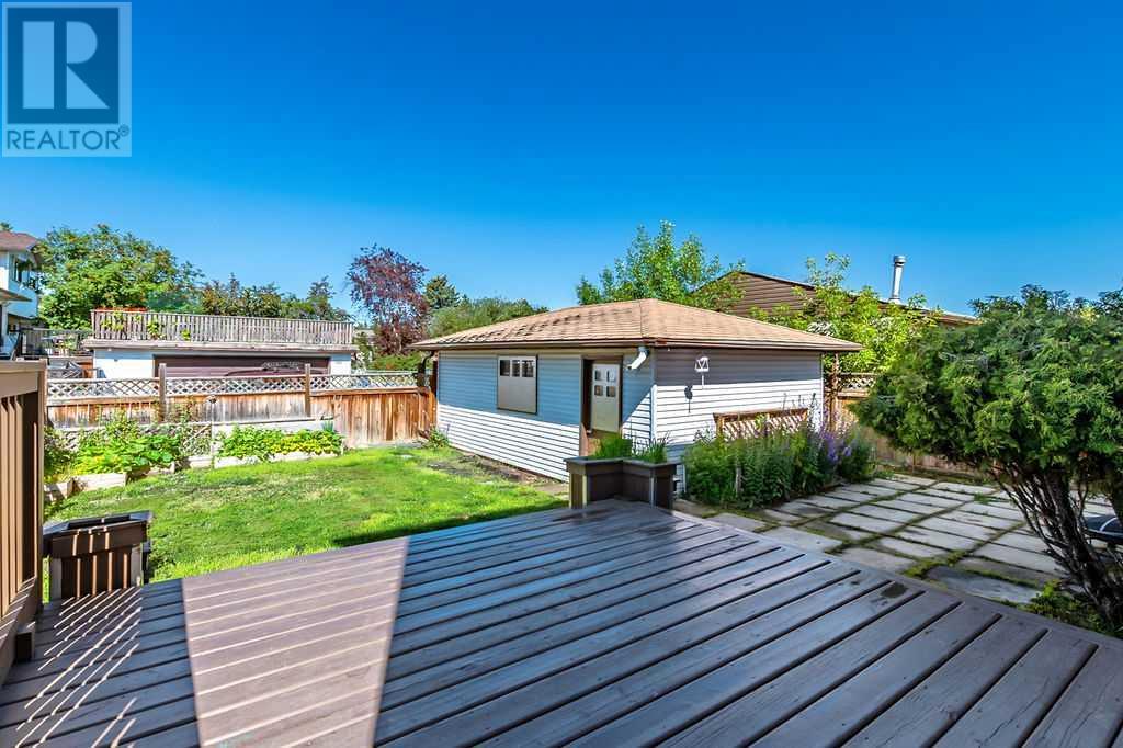 Single Family House for Sale in  Templehill Crescent NE Temple Calgary 