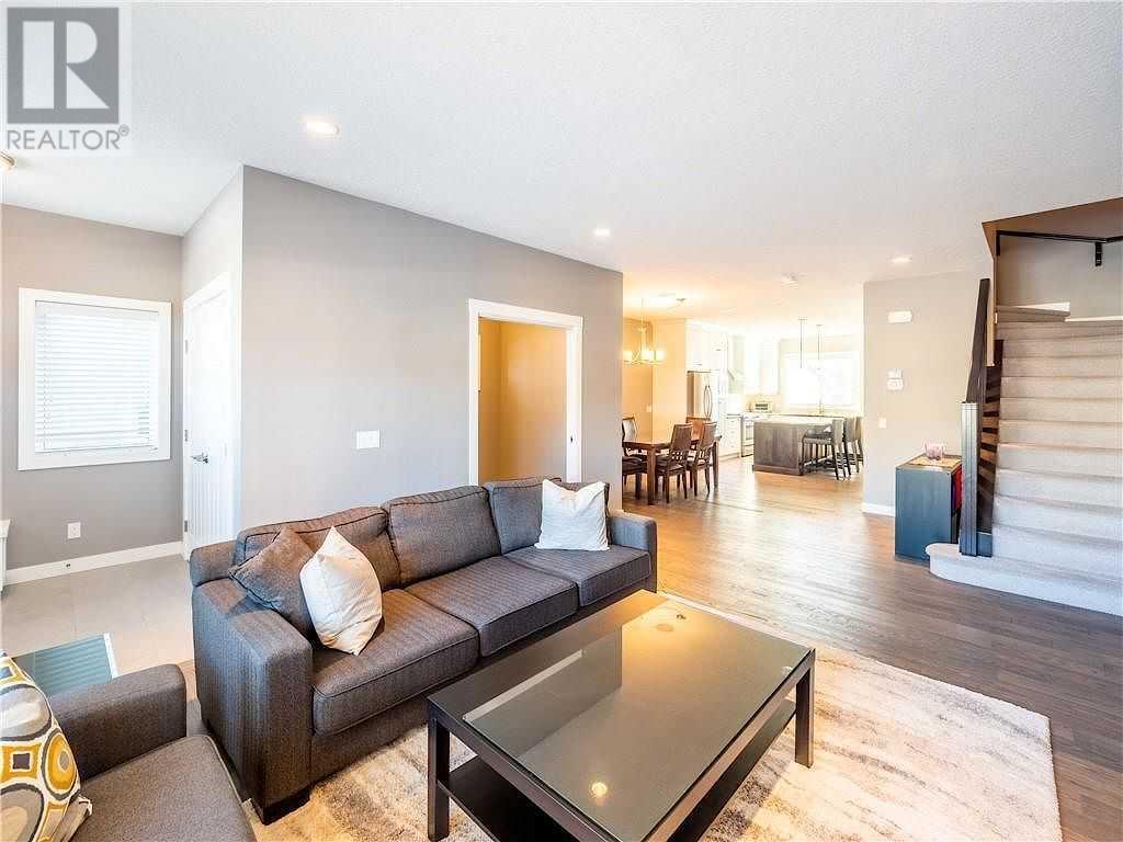 Single Family House for Sale in   Avenue NW Mount Pleasant Calgary 