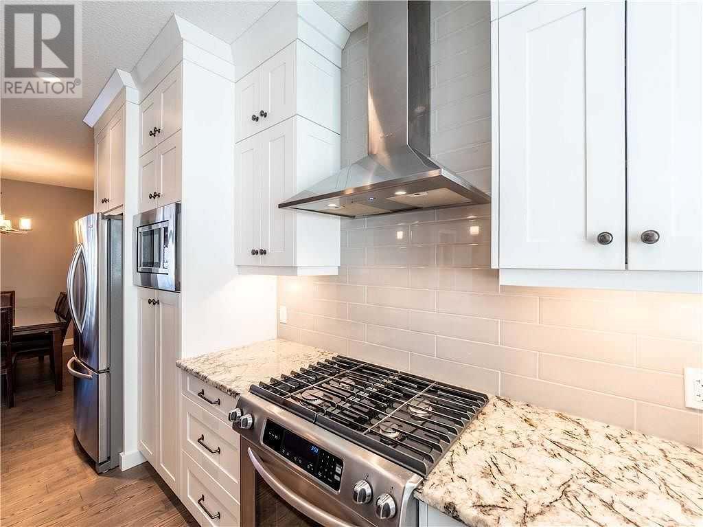 Single Family House for Sale in   Avenue NW Mount Pleasant Calgary 