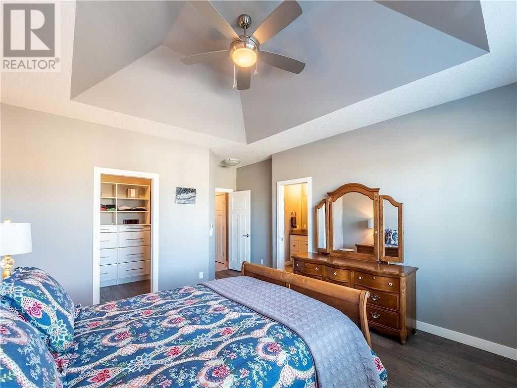 Single Family House for Sale in   Avenue NW Mount Pleasant Calgary 