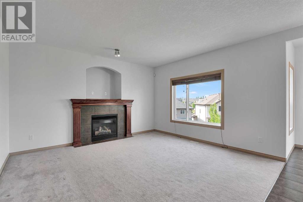Single Family House for Sale in  Royal Birch Landing NW Royal Oak Calgary 