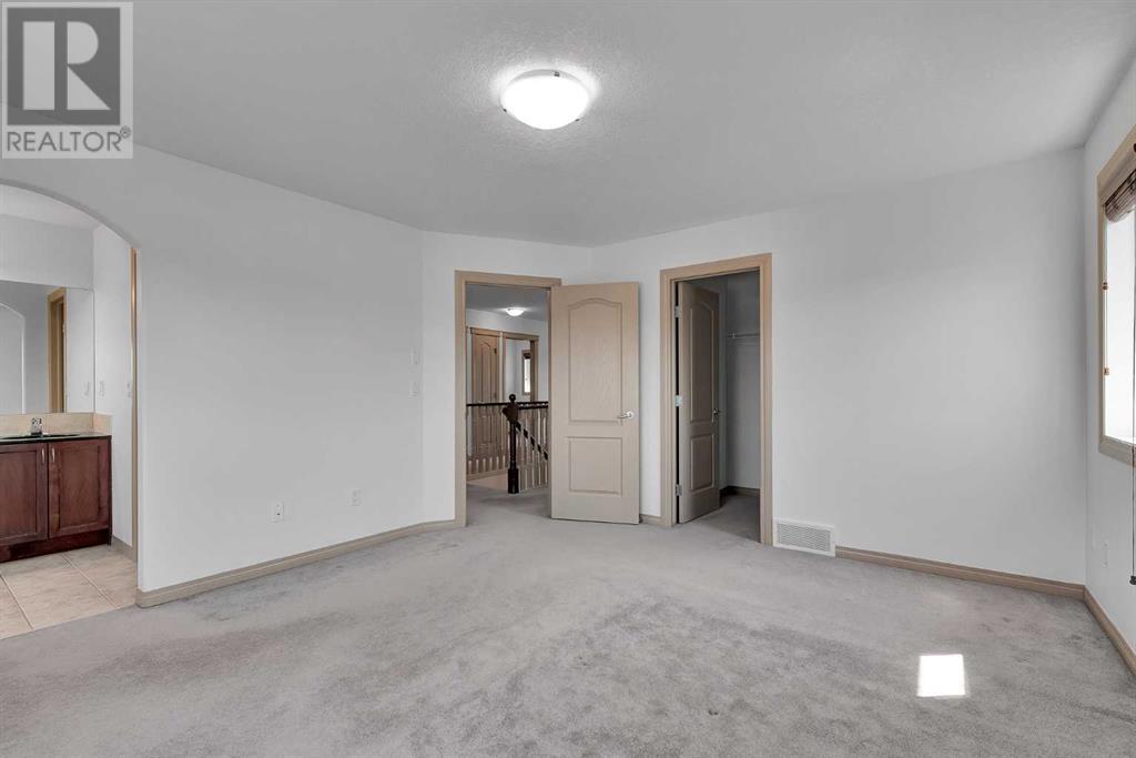 Single Family House for Sale in  Royal Birch Landing NW Royal Oak Calgary 