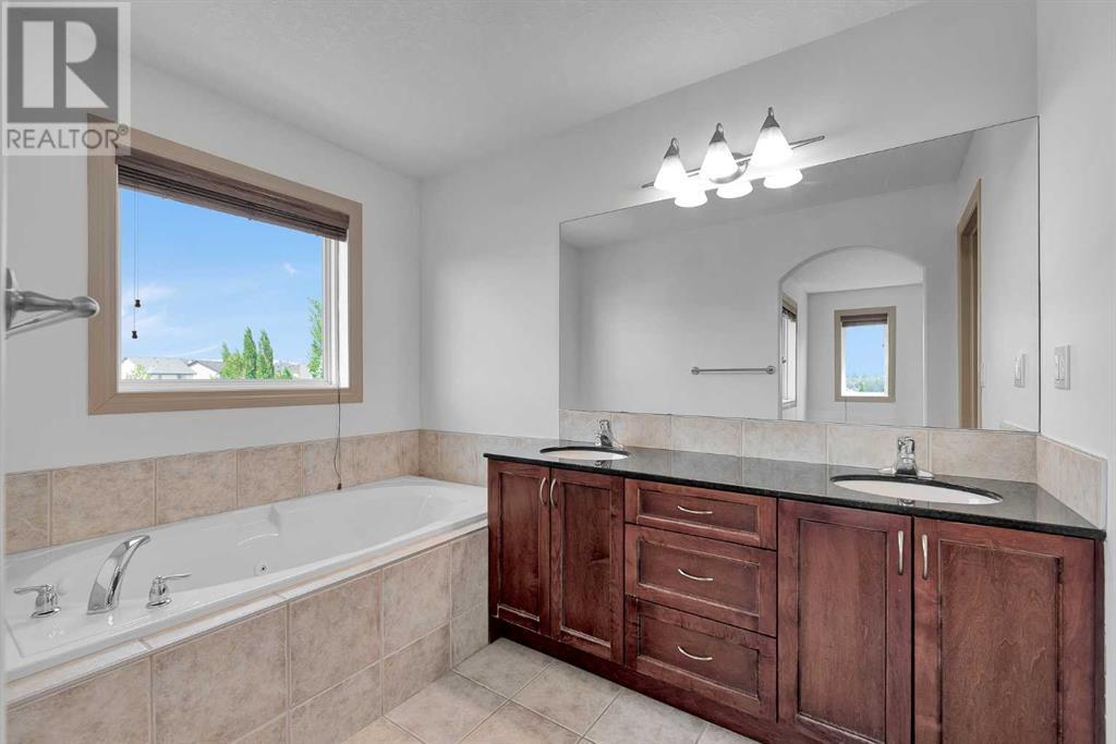 Single Family House for Sale in  Royal Birch Landing NW Royal Oak Calgary 