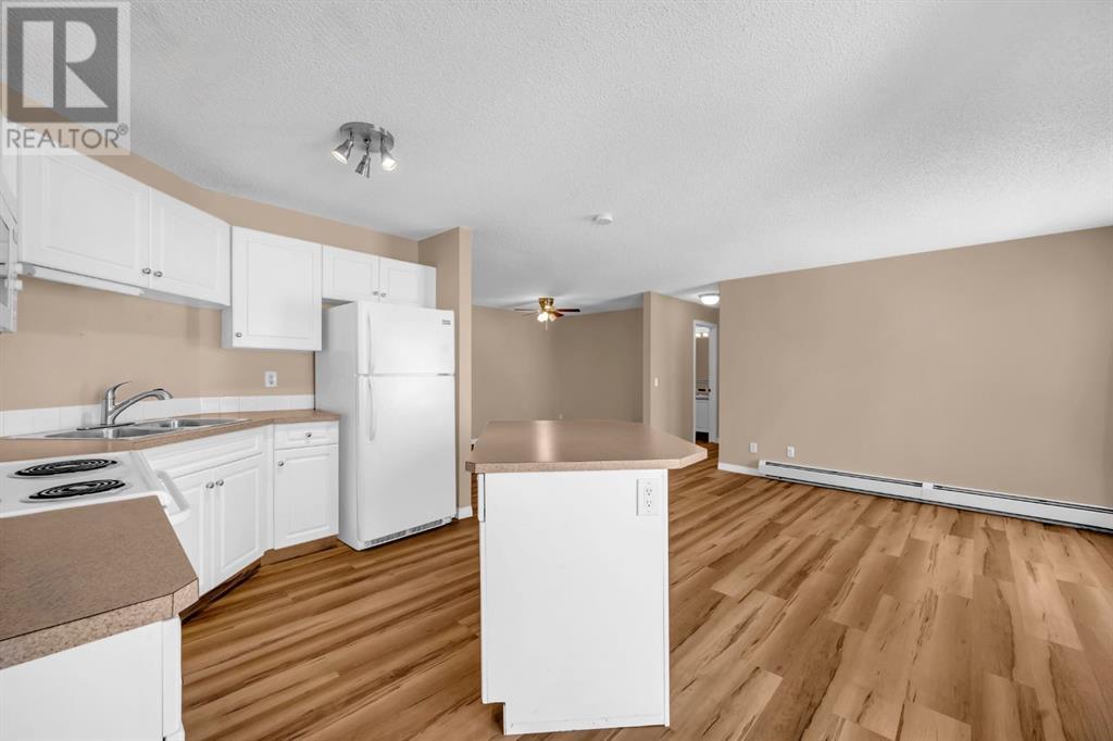 Single Family House for Sale in   Valleyview Park SE Dover Calgary 