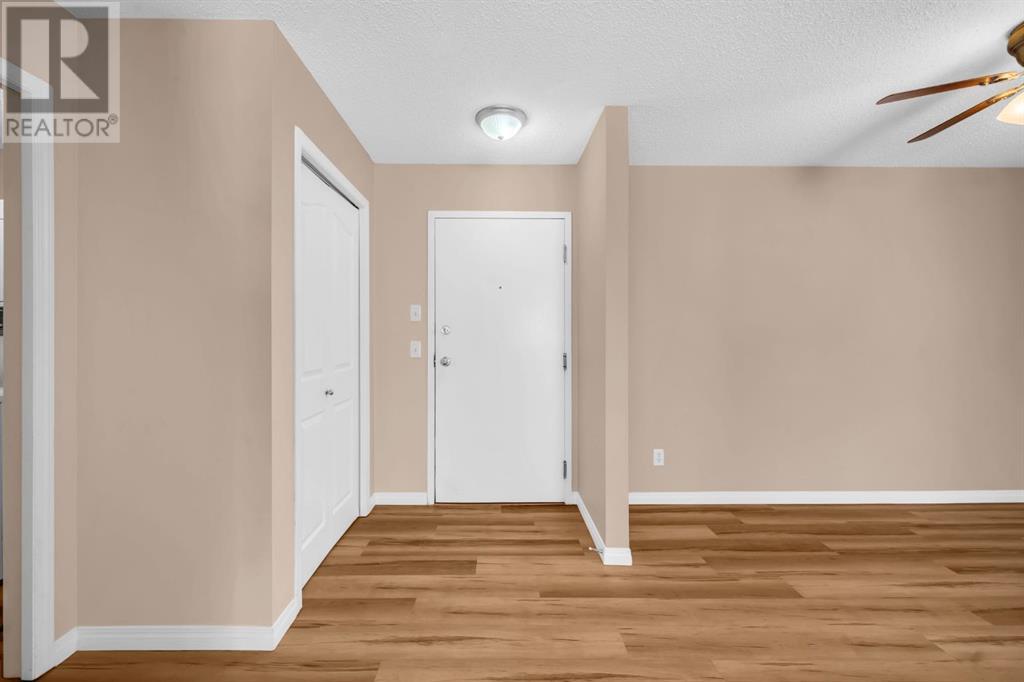 Single Family House for Sale in   Valleyview Park SE Dover Calgary 