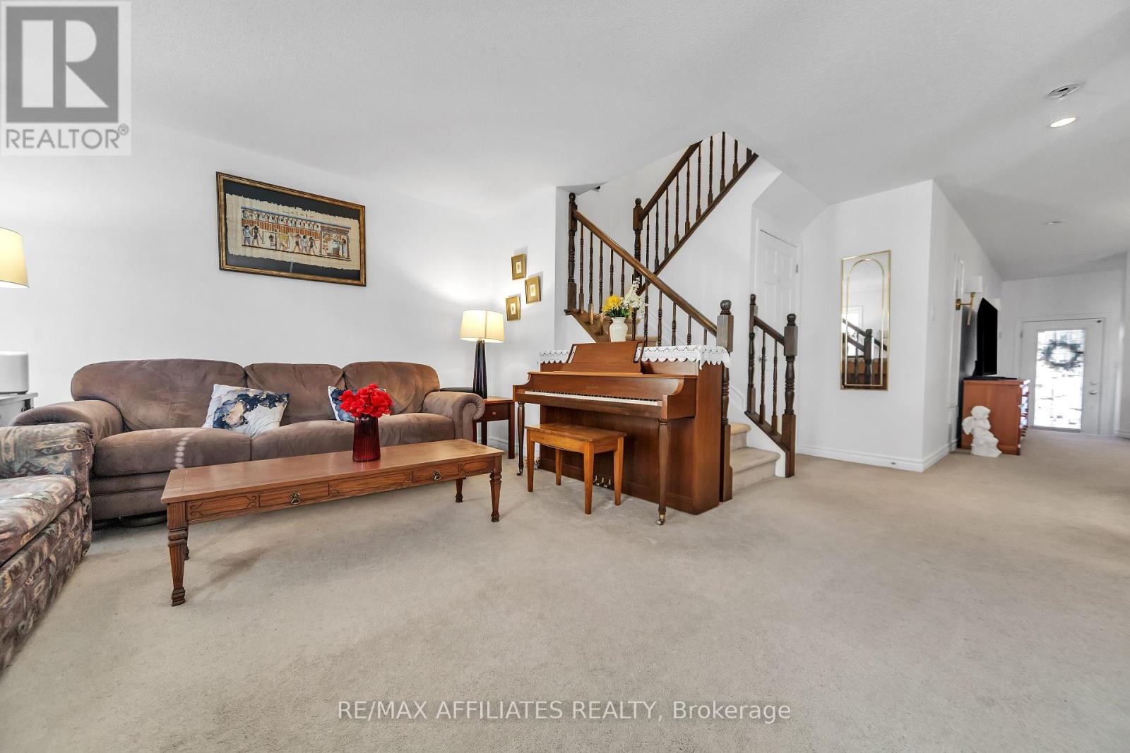 Photo 28 of 604 Paul Metivier Drive, Ottawa ON