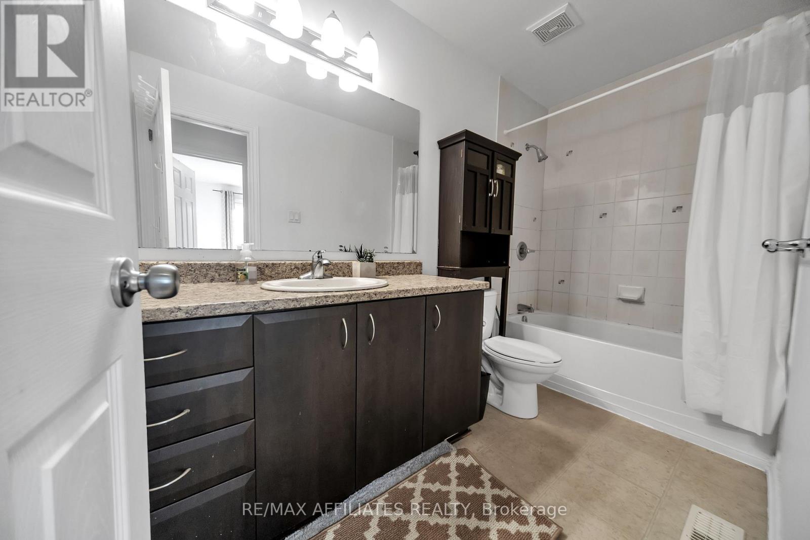 Photo 34 of 604 Paul Metivier Drive, Ottawa ON