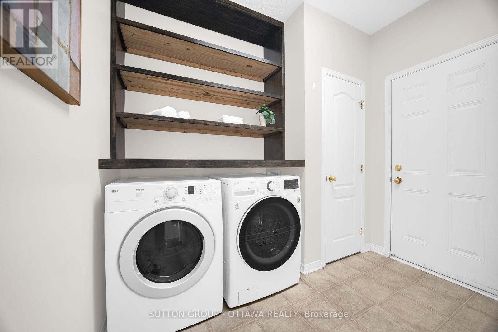 Photo 14 of 151 Windance Crescent, Ottawa ON