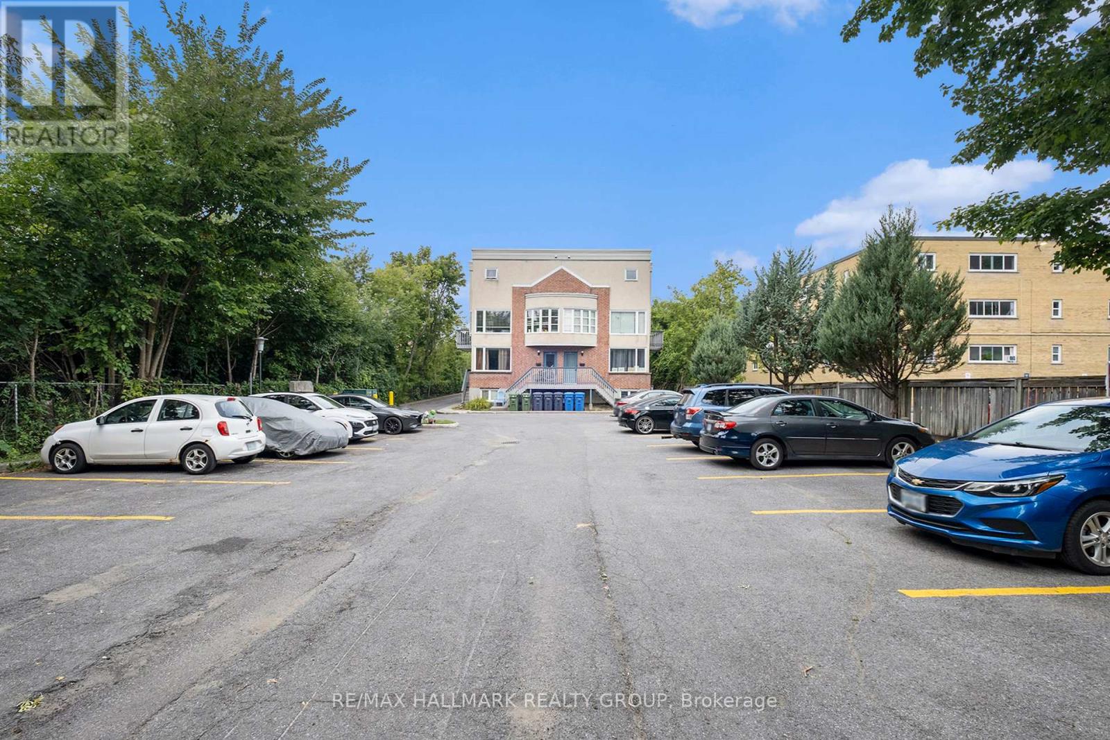 Photo 6 of 15 1204 Shillington Avenue, Ottawa ON