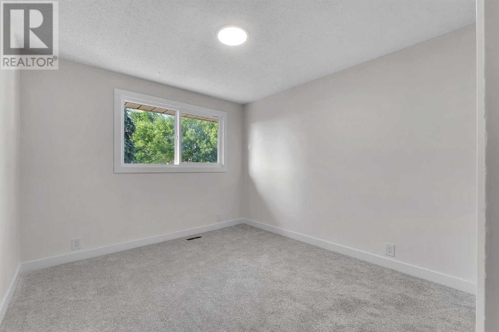 Single Family House for Sale in  Abinger Crescent NE Abbeydale Calgary 