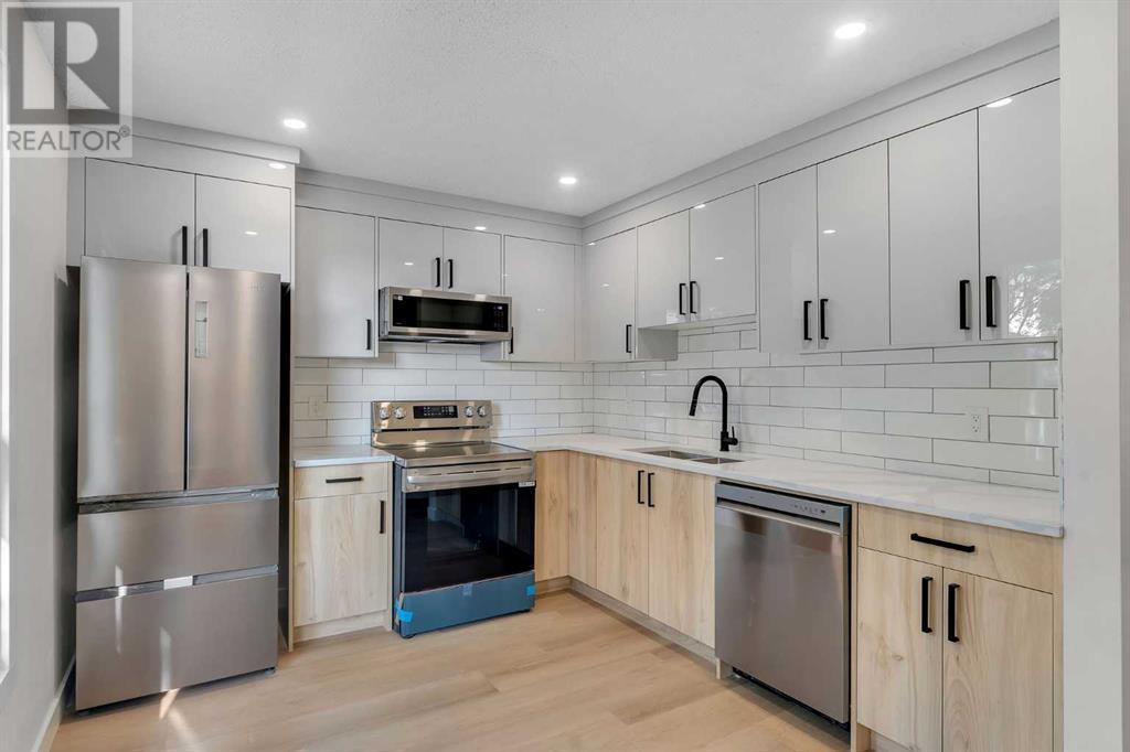 Single Family House for Sale in  Abinger Crescent NE Abbeydale Calgary 