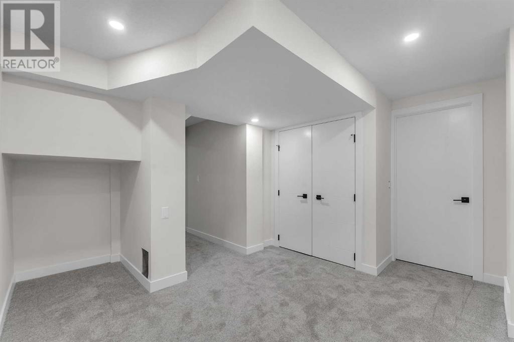 Single Family House for Sale in  Abinger Crescent NE Abbeydale Calgary 