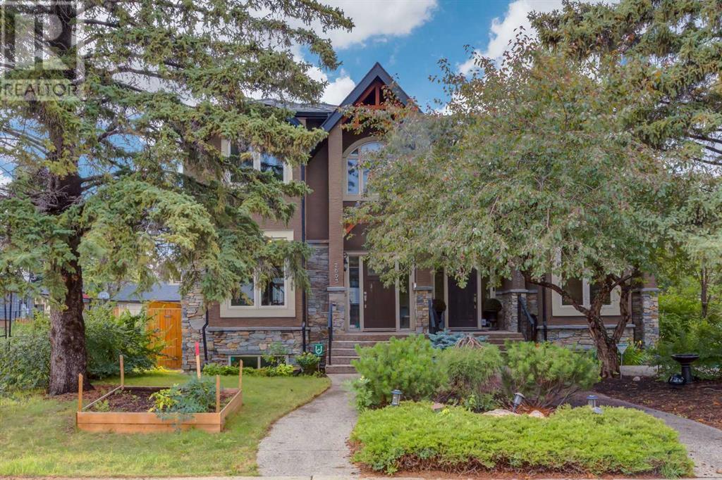 Single Family House for Sale in   Street SW Richmond Calgary 