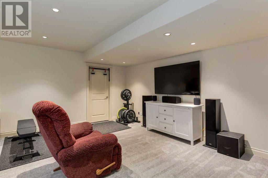 Single Family House for Sale in   Street SW Richmond Calgary 
