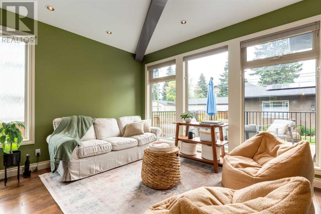 Single Family House for Sale in   Street SW Richmond Calgary 