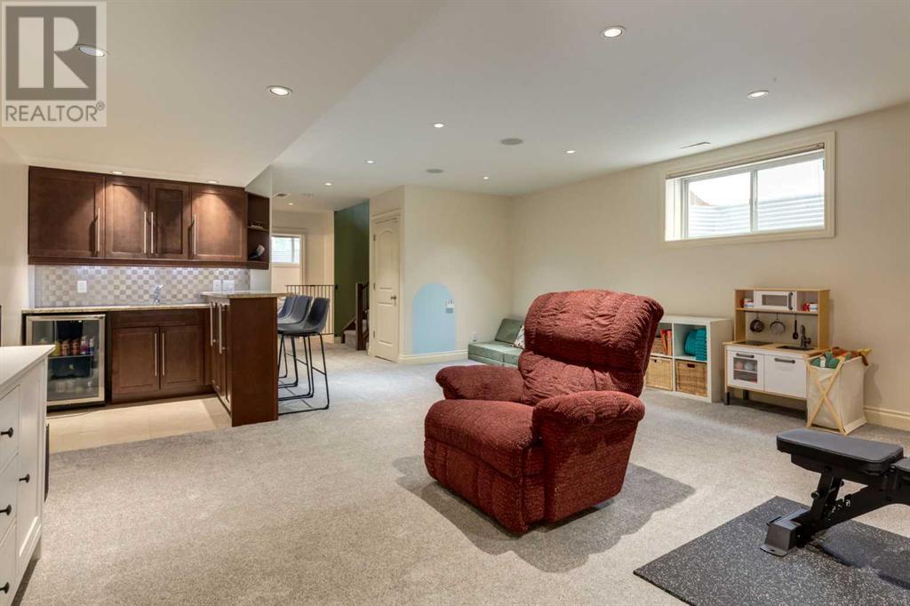 Single Family House for Sale in   Street SW Richmond Calgary 