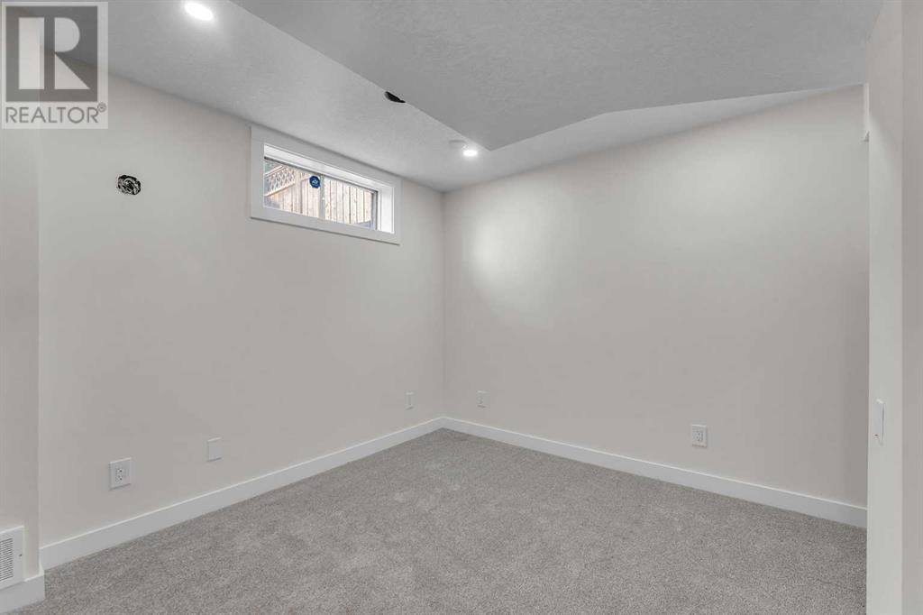 Single Family House for Sale in  Abinger Crescent NE Abbeydale Calgary 