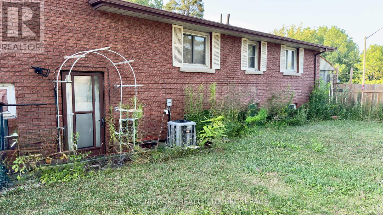 Photo 14 of 6020 Althea Street, Niagara Falls ON
